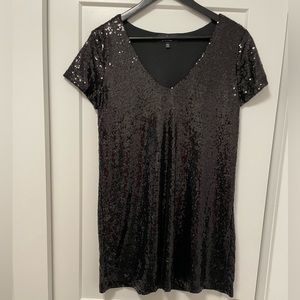 NWOT Lulu’s Light Up the Night Sequin Shift Dress - Black